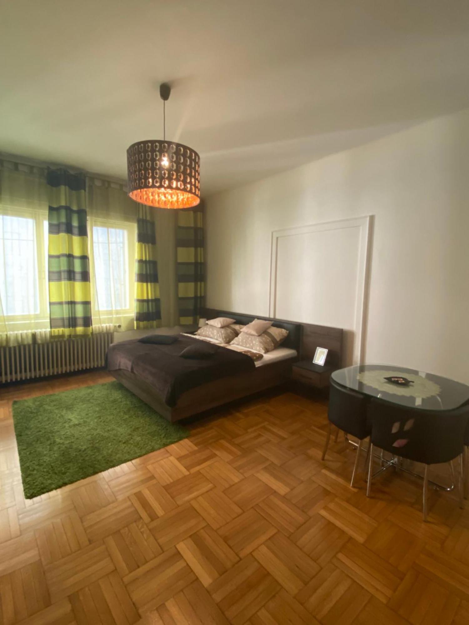 Holiday Apartments & Rooms Next Danube Promenade Budapest Exterior photo
